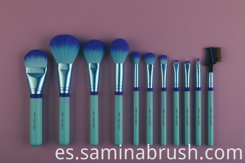 Makeup Brush 2030